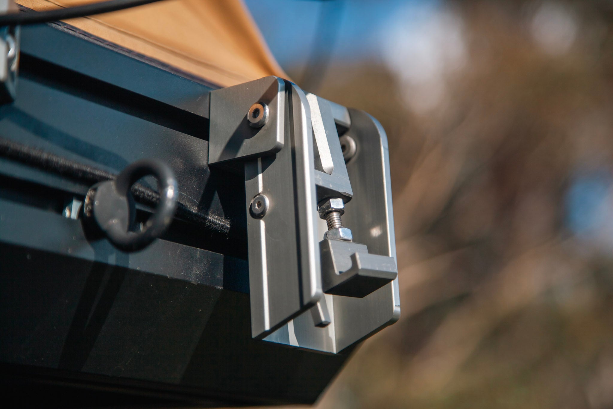 Adjustable Lever Latch (suits Motop clamshell tents since V1) Motop