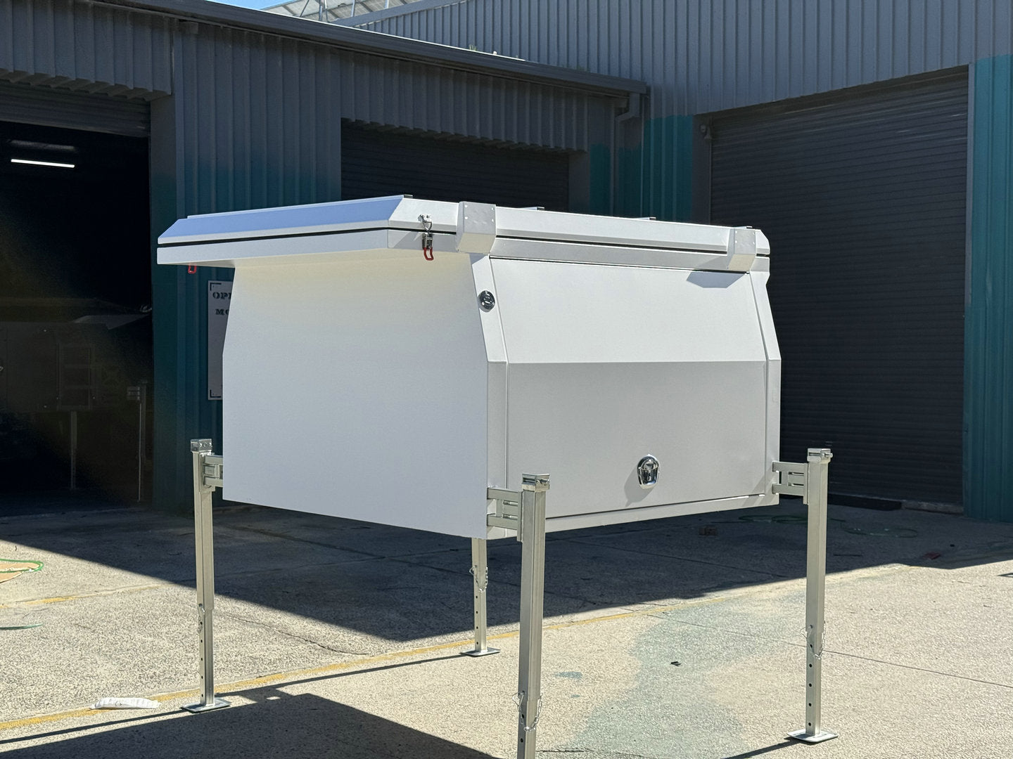 Freestyle Ute Tray Camper